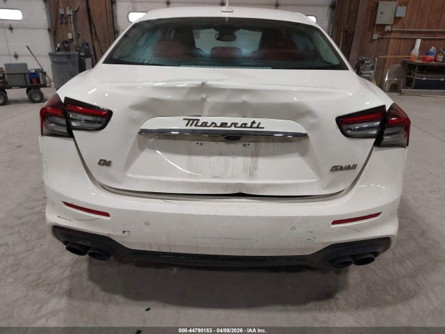 Продаж на аукціоні авто 2023 Maserati Ghibli Modena Q4, vin: ZAM57YTM0PX411507, номер лоту: 44790153