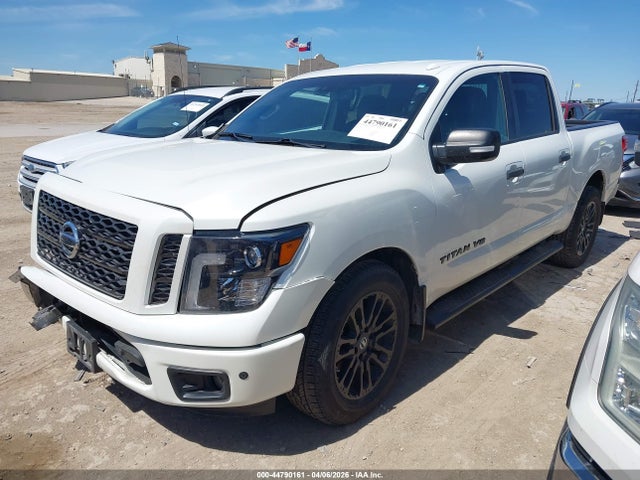 Nissan TITAN SV 2018 1N6AA1E63JN533241 Image 2