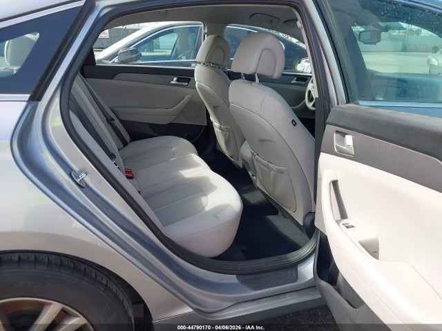 2017 HYUNDAI SONATA 5NPE24AF3HH565304 Photo 7