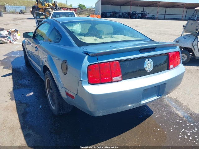 2007 FORD MUSTANG 1ZVFT80N075296353 Photo 2
