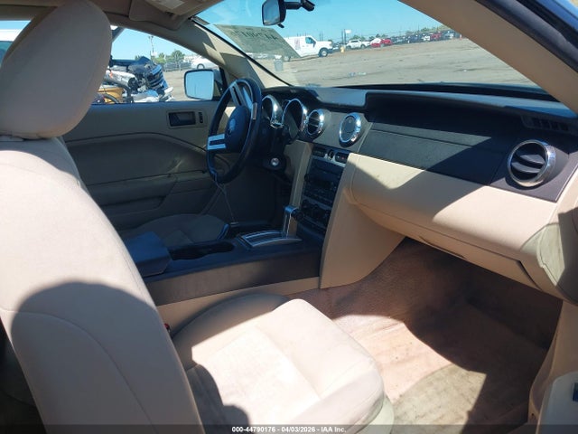 2007 FORD MUSTANG 1ZVFT80N075296353 Photo 4