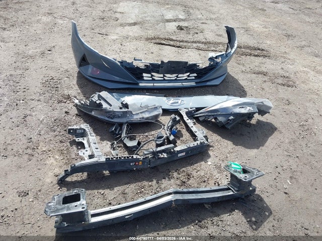 Продаж на аукціоні авто 2022 Hyundai Elantra Preferred Ivt, vin: KMHLM4AG7NU326619, номер лоту: 44790177