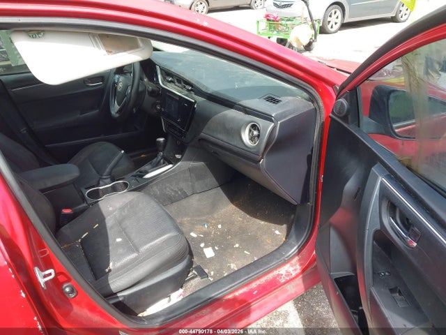 2017 TOYOTA COROLLA 5YFBURHE4HP687566 Photo 4