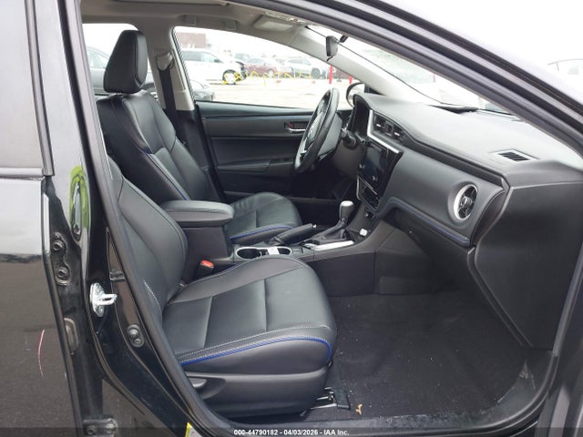 2T1BURHE1KC147163 Toyota Corolla Xse