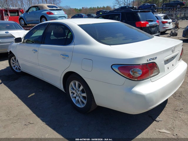 2004 LEXUS ES 330 JTHBA30G445023860 Photo 2
