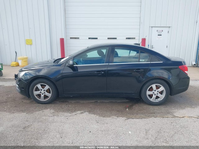 44790252 :رقم المزاد ، 1G1PE5SB9G7169827 vin ، 2016 Chevrolet Cruze Limited 1lt Auto مزاد بيع
