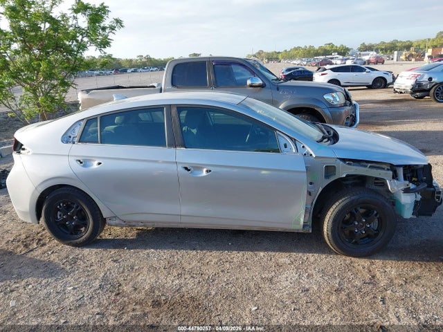 Продажа на аукционе авто 2020 Hyundai Ioniq Hybrid Blue, vin: KMHC65LC5LU231242, номер лота: 44790257