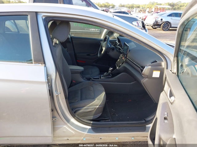 Продажа на аукционе авто 2020 Hyundai Ioniq Hybrid Blue, vin: KMHC65LC5LU231242, номер лота: 44790257