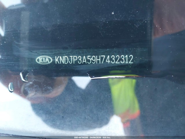 KNDJP3A59H7432312 KIA SOUL +