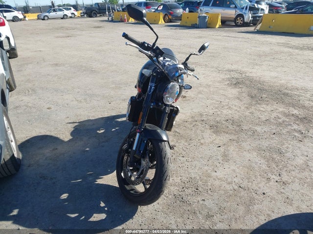 2023 TRIUMPH MOTORCYCLE TRIDENT 660 SMTL10UL0PTBC0727 Photo 4