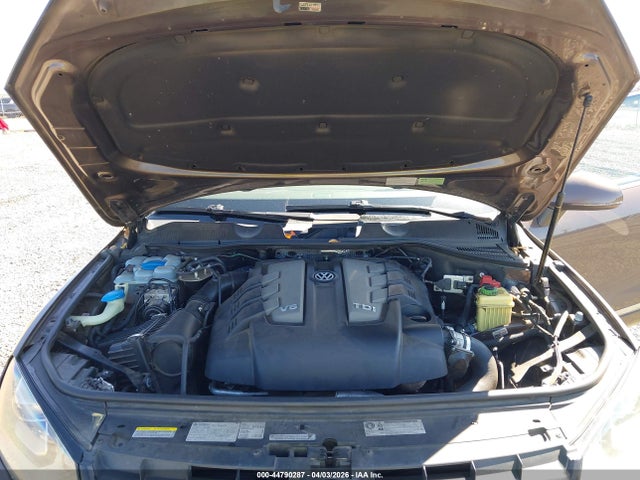 2013 VOLKSWAGEN TOUAREG WVGEP9BP9DD003960 Photo 9