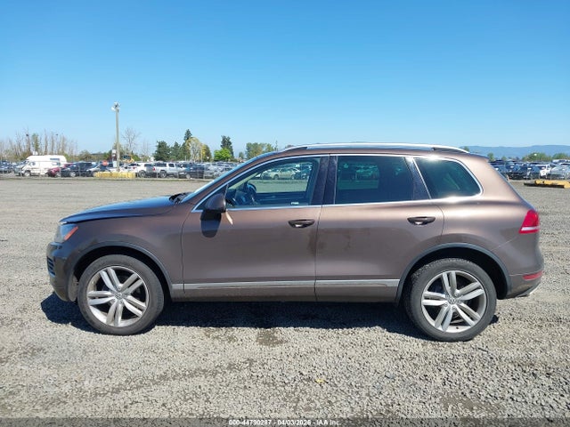 44790287 :رقم المزاد ، WVGEP9BP9DD003960 vin ، 2013 Volkswagen Touareg Tdi Executive مزاد بيع