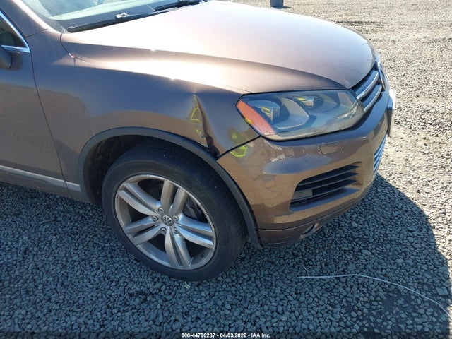 2013 VOLKSWAGEN TOUAREG WVGEP9BP9DD003960 Photo 5