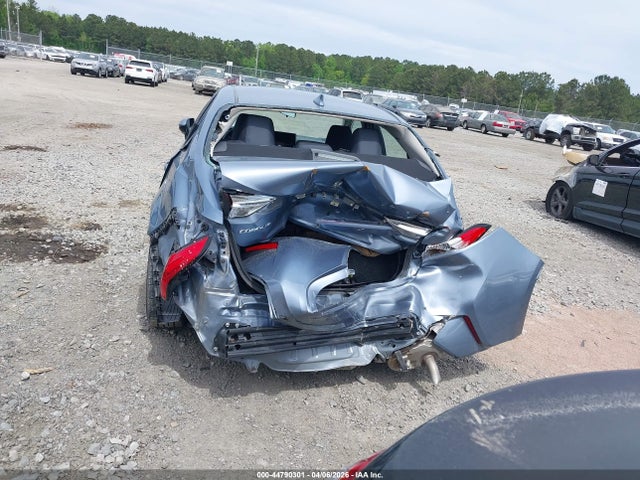 5YFB4MDE9PP044332 Toyota COROLLA LE
