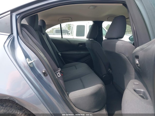 5YFB4MDE9PP044332 Toyota COROLLA LE