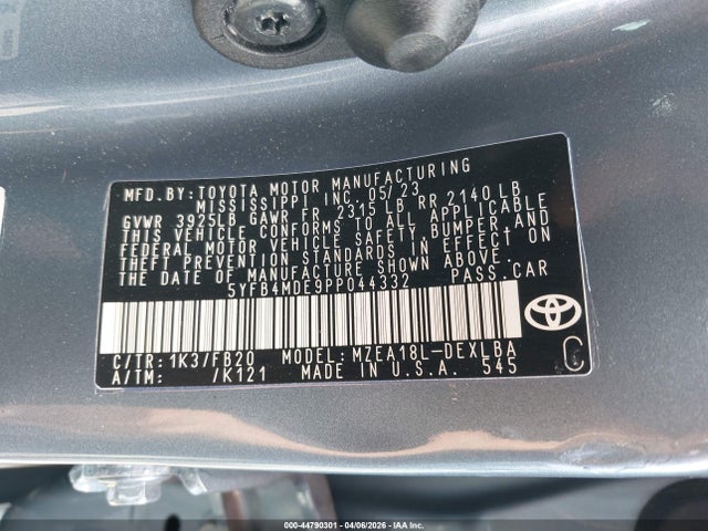 5YFB4MDE9PP044332 Toyota COROLLA LE