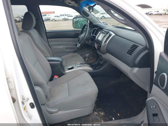 3TMJU4GN5EM172126 Toyota Tacoma Prerunner V6