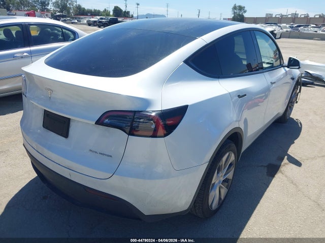 Продаж на аукціоні авто 2023 Tesla Model Y Awd/long Range Dual Motor All-wheel Drive, vin: 7SAYGDEE0PA182692, номер лоту: 44790324