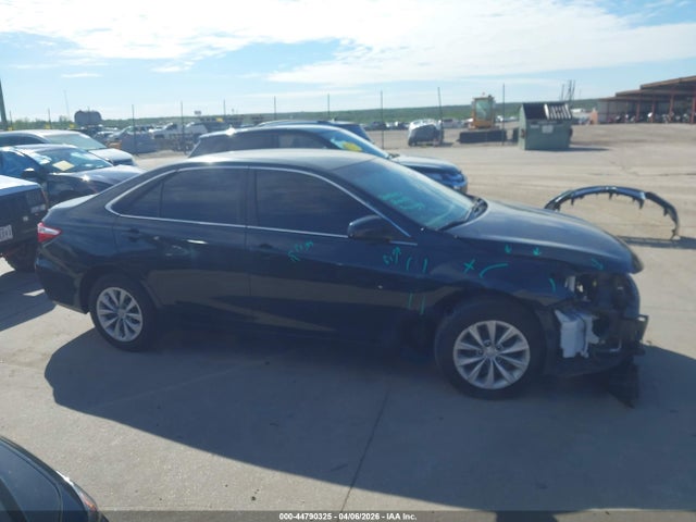 Продажа на аукционе авто 2017 Toyota Camry Le, vin: 4T1BF1FK4HU654473, номер лота: 44790325