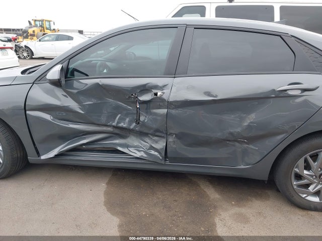 44790339 :رقم المزاد ، KMHLM4DG7RU841721 vin ، 2024 Hyundai Elantra Sel مزاد بيع