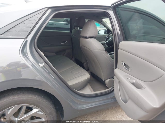 44790339 :رقم المزاد ، KMHLM4DG7RU841721 vin ، 2024 Hyundai Elantra Sel مزاد بيع
