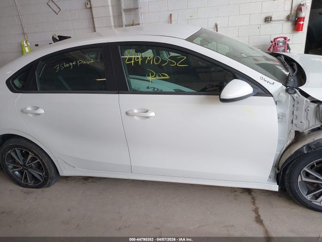 Aukcja sprzedaży 2024 Kia Forte Lxs, vin: 3KPF24AD1RE734518, numer aukcji: 44790352
