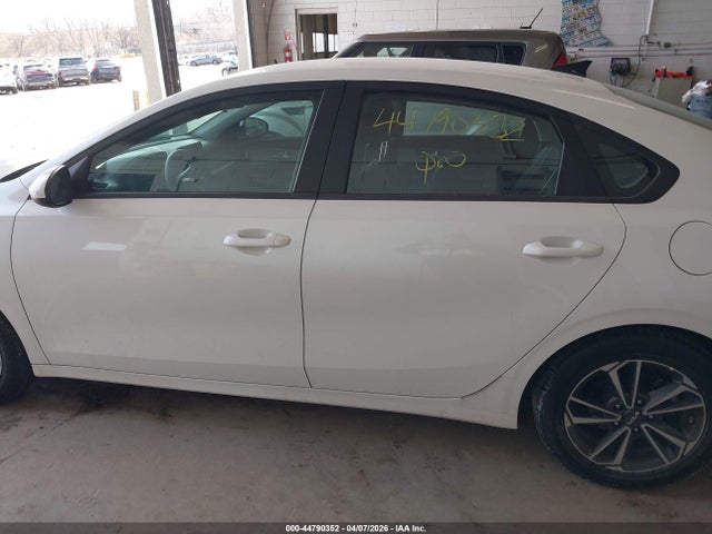 Aukcja sprzedaży 2024 Kia Forte Lxs, vin: 3KPF24AD1RE734518, numer aukcji: 44790352