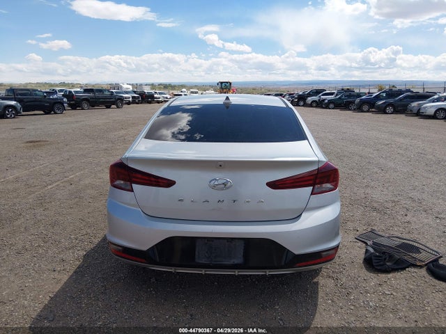 2020 Hyundai Elantra Sel მანქანა იყიდება აუქციონზე, vin: 5NPD84LF7LH513402, აუქციონის ნომერი: 44790367