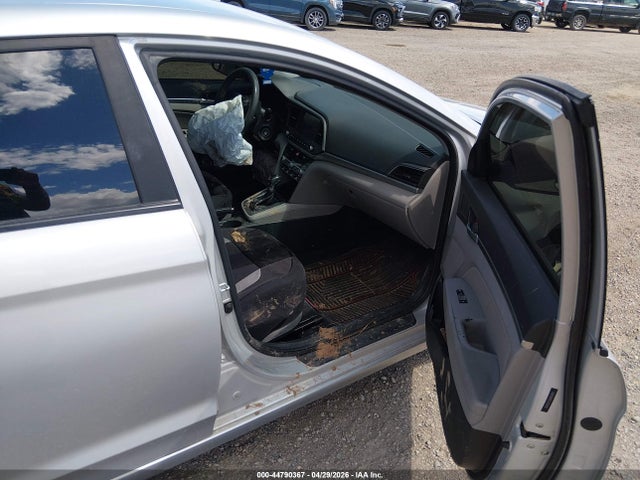 2020 Hyundai Elantra Sel მანქანა იყიდება აუქციონზე, vin: 5NPD84LF7LH513402, აუქციონის ნომერი: 44790367
