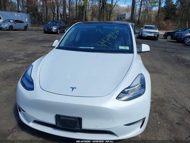 Aukcja sprzedaży 2022 Tesla Model Y Long Range Dual Motor All-wheel Drive, vin: 7SAYGDEE1NA009681, numer aukcji: 44790369