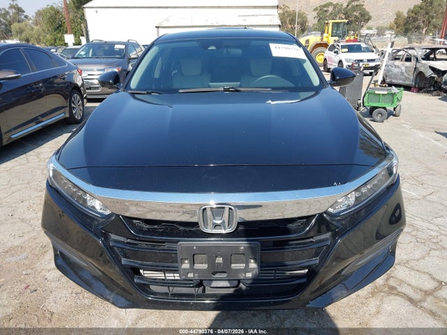 1HGCV1F17JA079880 Honda ACCORD LX