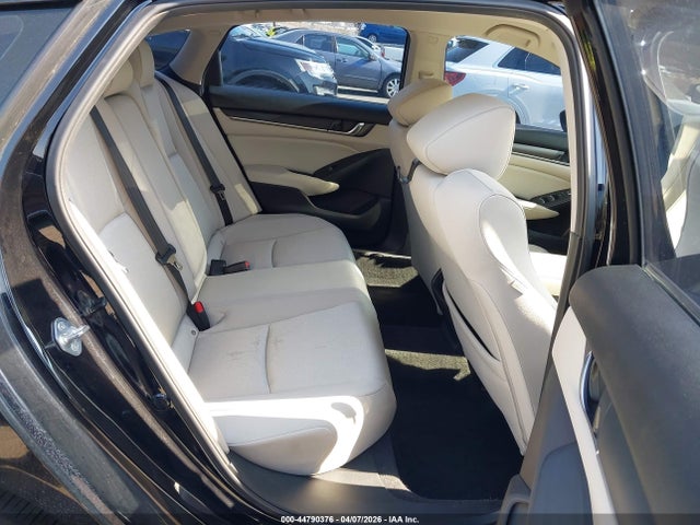 1HGCV1F17JA079880 Honda ACCORD LX