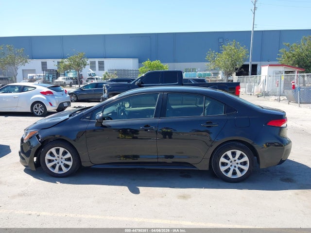 JTDEPRAE4LJ039916 Toyota COROLLA LE
