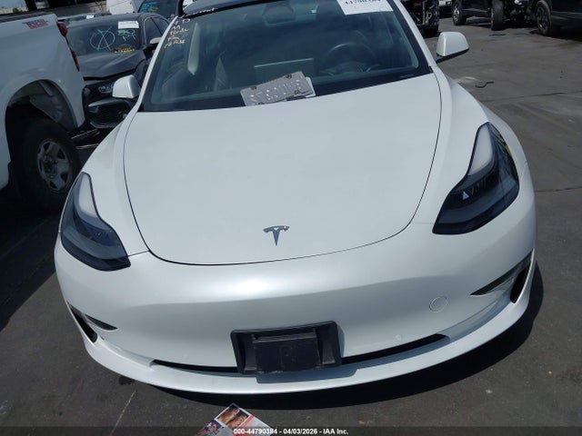 Продажа на аукционе авто 2021 Tesla Model 3 Standard Range Plus Rear-wheel Drive, vin: 5YJ3E1EA3MF985729, номер лота: 44790384