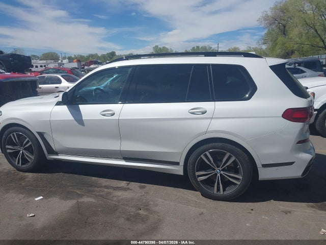 5UXCW2C0XM9F12001 BMW X7 Xdrive40i