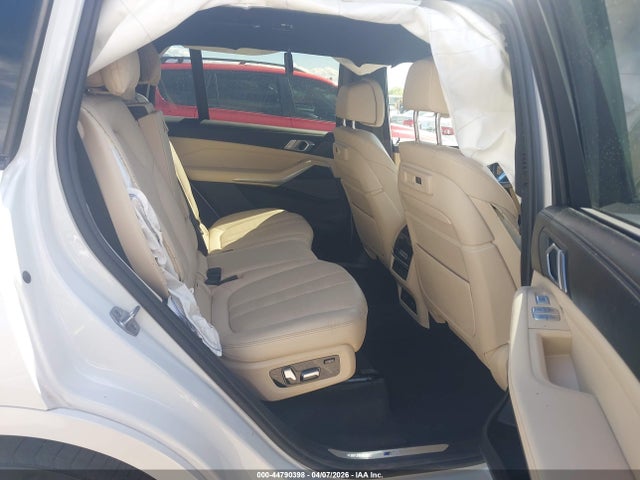 5UXCW2C0XM9F12001 BMW X7 Xdrive40i
