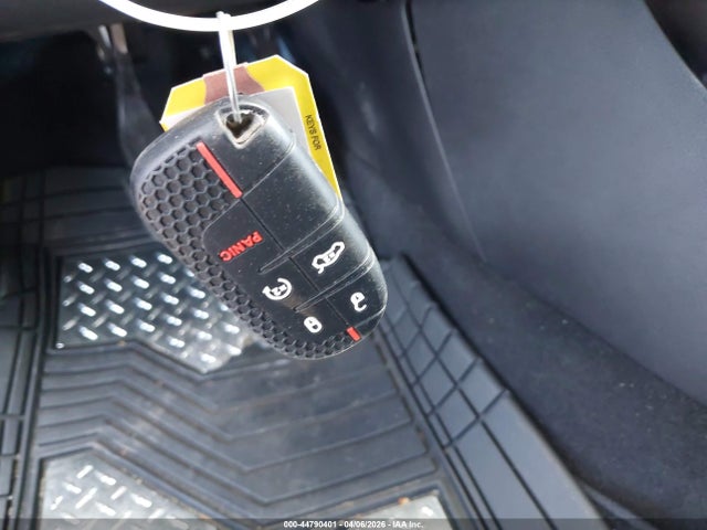 44790401 :رقم المزاد ، 3C4NJDCB2JT482689 vin ، 2018 Jeep Compass Limited 4x4 مزاد بيع