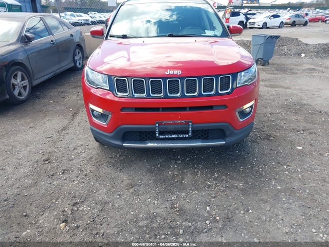 44790401 :رقم المزاد ، 3C4NJDCB2JT482689 vin ، 2018 Jeep Compass Limited 4x4 مزاد بيع