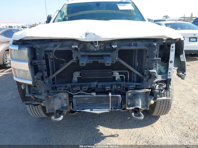 1GB2CUEG6FZ135781 Chevrolet Silverado 2500hd Wt