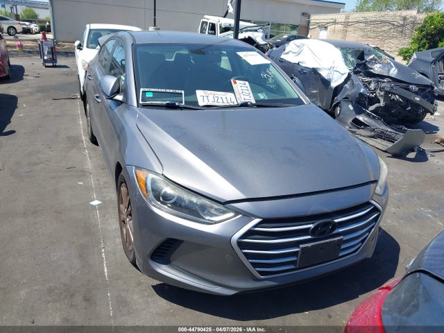 KMHD84LF4HU164255 Hyundai ELANTRA SE