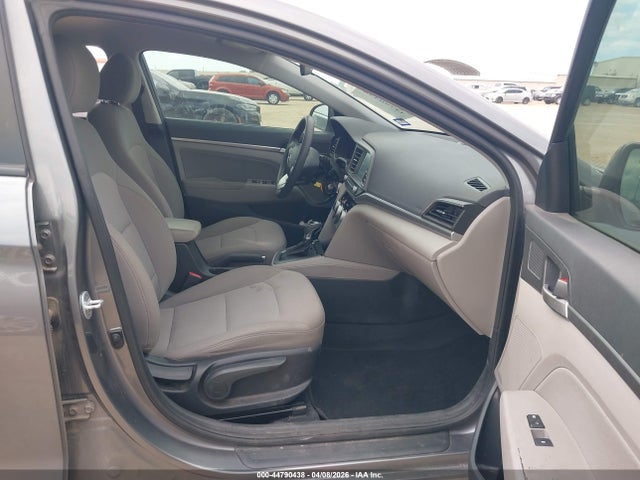 2019 Hyundai Elantra Sel მანქანა იყიდება აუქციონზე, vin: 5NPD84LF8KH484572, აუქციონის ნომერი: 44790438
