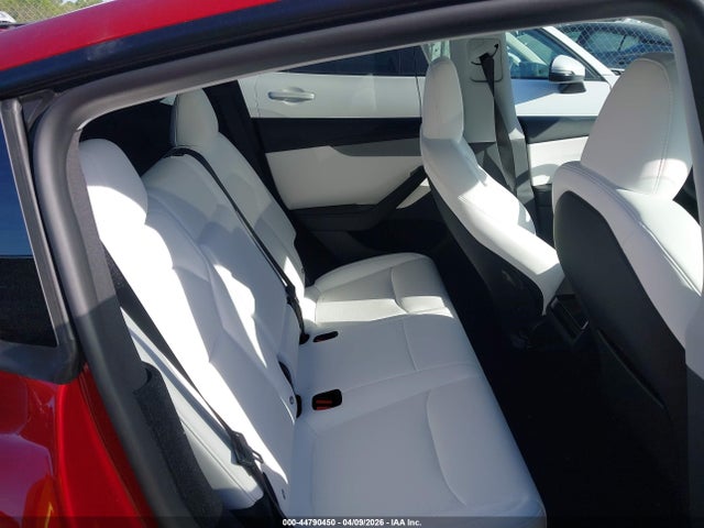 44790450 :رقم المزاد ، 7SAYGDEE9TA442033 vin ، 2026 Tesla Model Y All-wheel Drive/long Range Launch Series/premium All-wheel Drive مزاد بيع