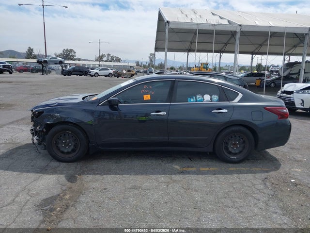 1N4AL3AP4HN358523 Nissan Altima 2.5 S