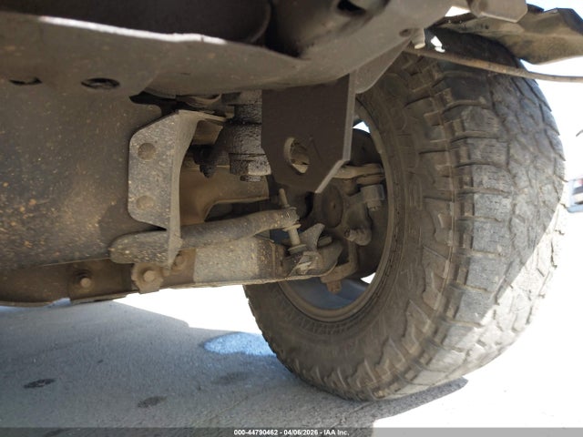 2001 Nissan Frontier Se-v6 მანქანა იყიდება აუქციონზე, vin: 1N6ED27T01C321068, აუქციონის ნომერი: 44790462
