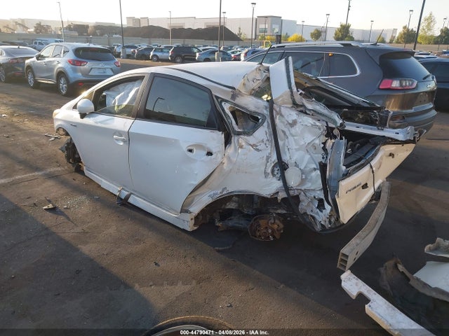 JTDKN3DU8E0387462 Toyota Prius Two