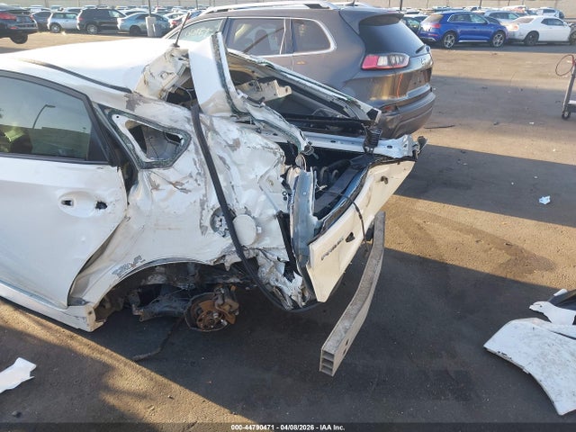 JTDKN3DU8E0387462 Toyota Prius Two