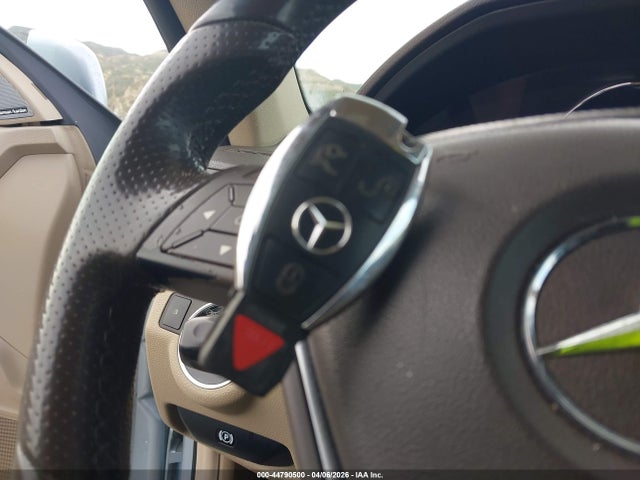 Aukcja sprzedaży 2013 Mercedes-benz E 350, vin: WDDKK5KF3DF203765, numer aukcji: 44790500