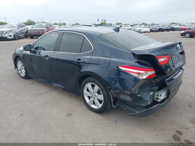 2020 Toyota Camry Le მანქანა იყიდება აუქციონზე, vin: 4T1C11AK6LU387811, აუქციონის ნომერი: 44790529