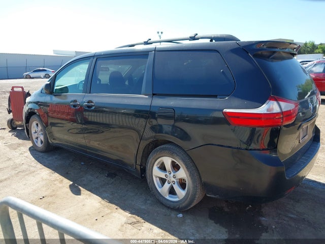 Aukcja sprzedaży 2017 Toyota Sienna Le 8 Passenger, vin: 5TDKZ3DC5HS860893, numer aukcji: 44790571