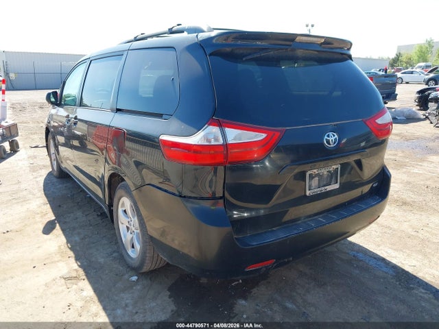 Aukcja sprzedaży 2017 Toyota Sienna Le 8 Passenger, vin: 5TDKZ3DC5HS860893, numer aukcji: 44790571
